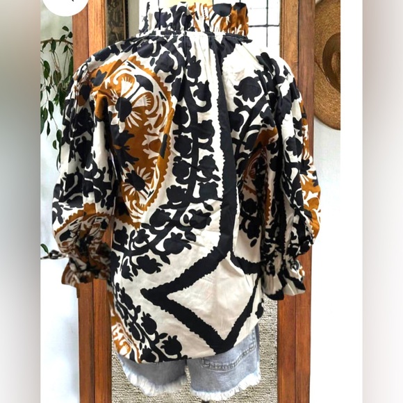 Western Ruffle Blouse - Picture 2 of 5